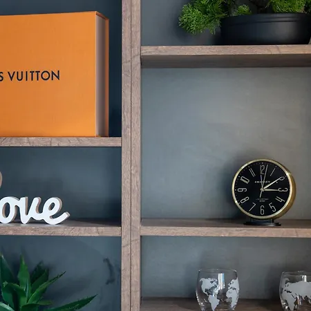 Starlux Centar アパート *