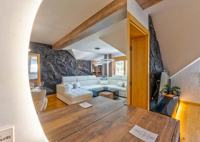 Starlux Centar アパート ズラティボール