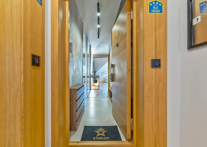 Starlux Centar * ズラティボール