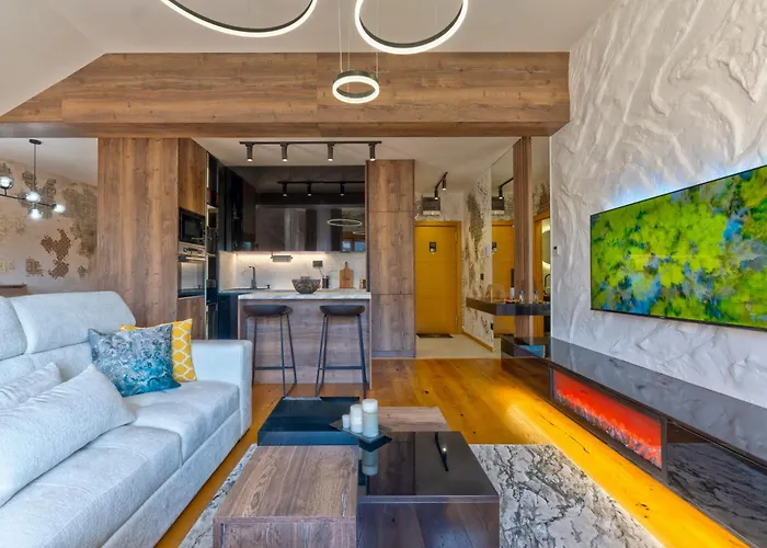 Starlux Centar ズラティボール